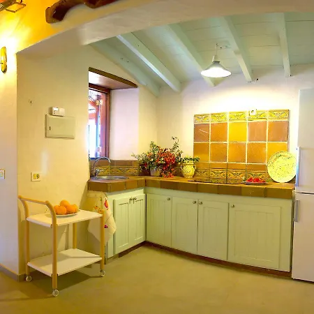 Apartment Casa El Alpendre *